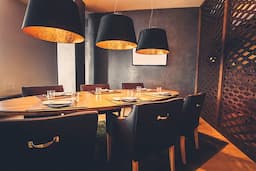 تاج تاور